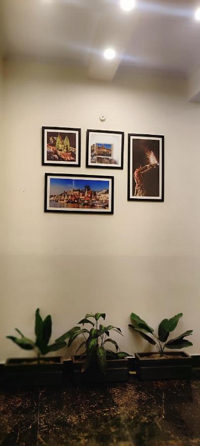 ורנאסי Bhagyashree Guest House 2 Km To Vishwanath Temple, Ganga Ghat Parking Available מראה חיצוני תמונה